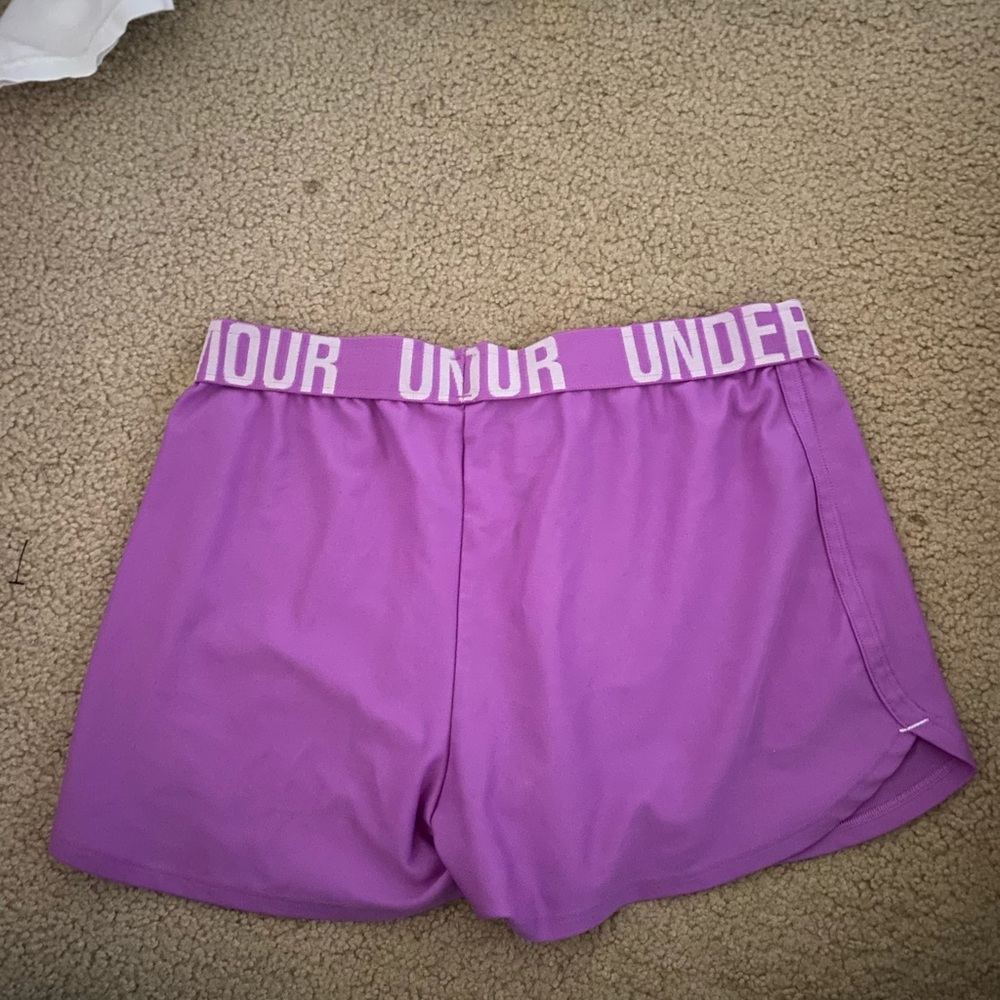 Shorts - Picture 2 of 3